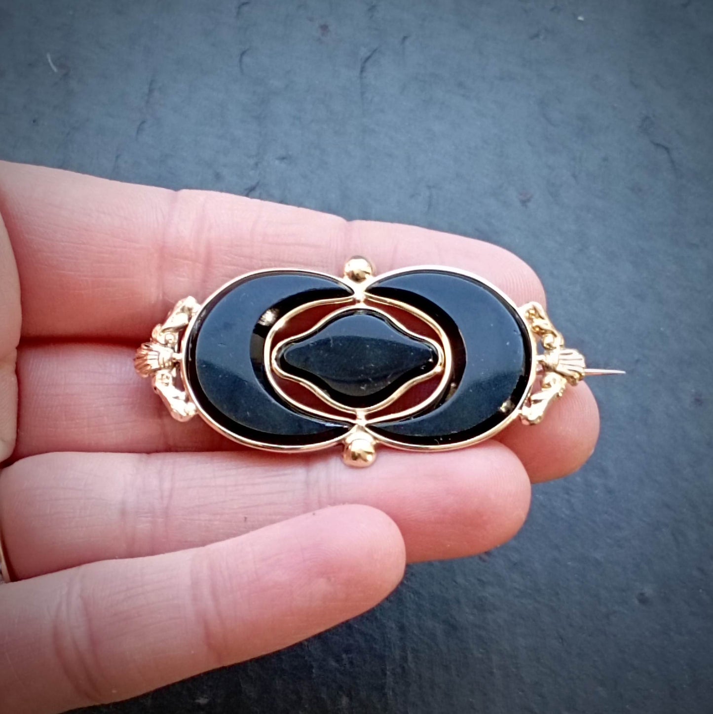 Broche du XIXe siècle en or