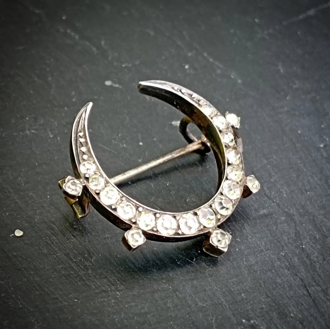 Très Belle Broche Ancienne En Argent Massif Et Pierres Dragon Art Nouveau 1900 Très Belle Broche Ancienne En Argent Massif Et Pierres Dragon Art Nouveau 1900