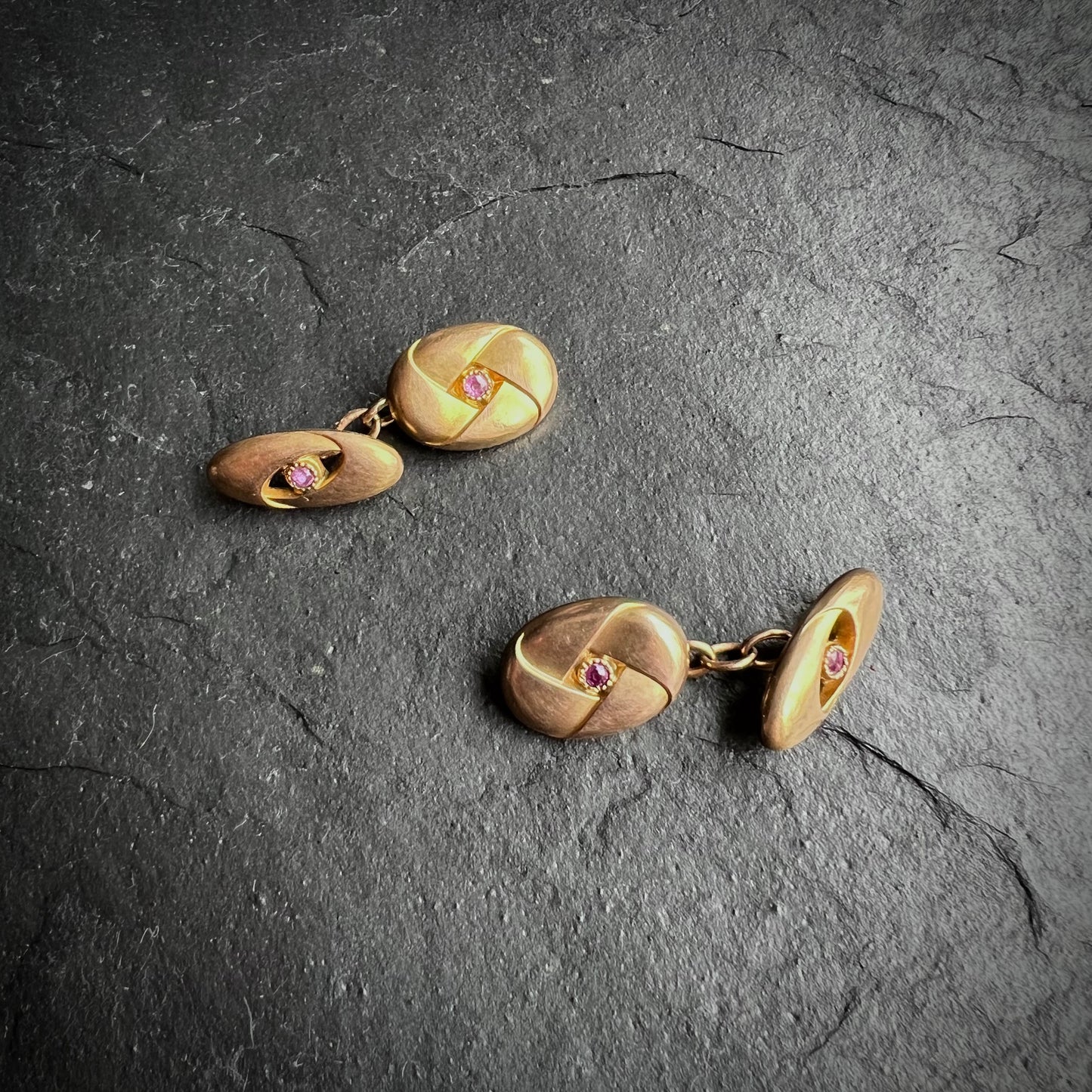 Boutons de manchette rubis