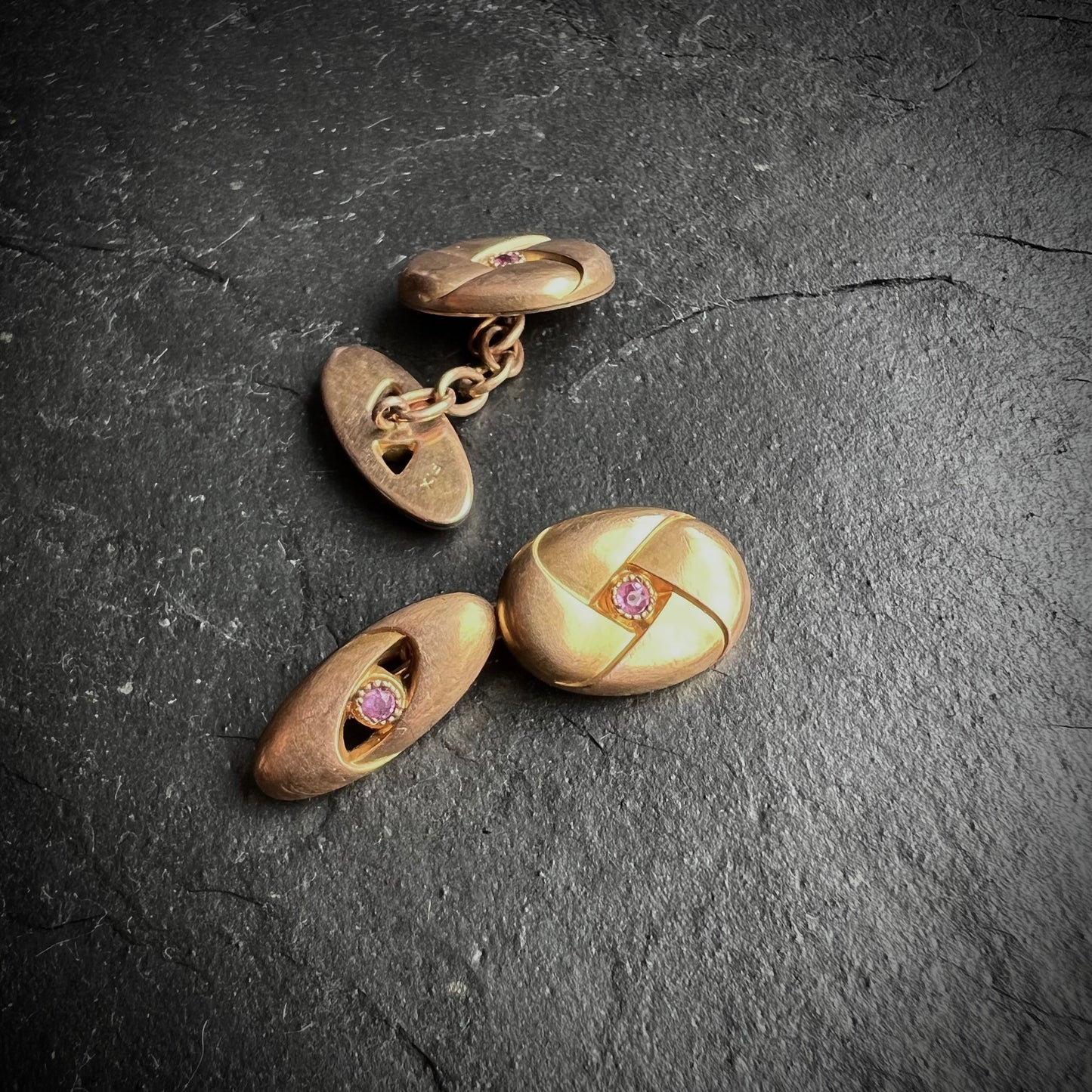 Boutons de manchette rubis