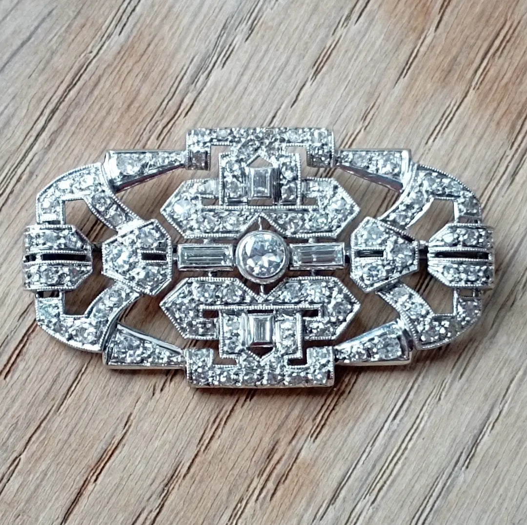 Broche Art déco diamants en platine et or blanc