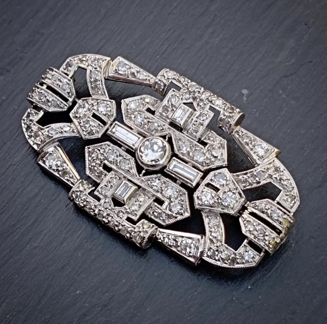 Broche Art déco diamants en platine et or blanc