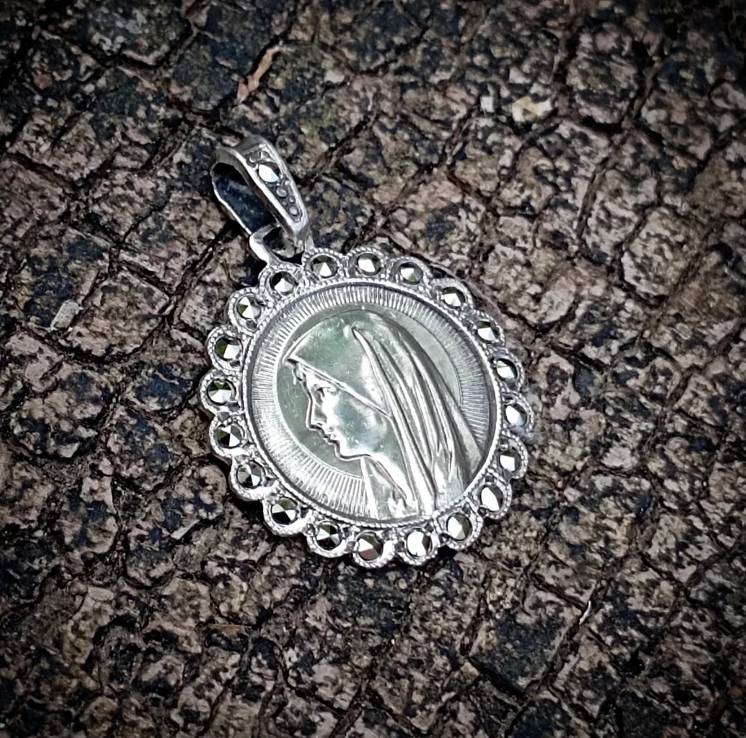 Médaille de la Vierge Marie