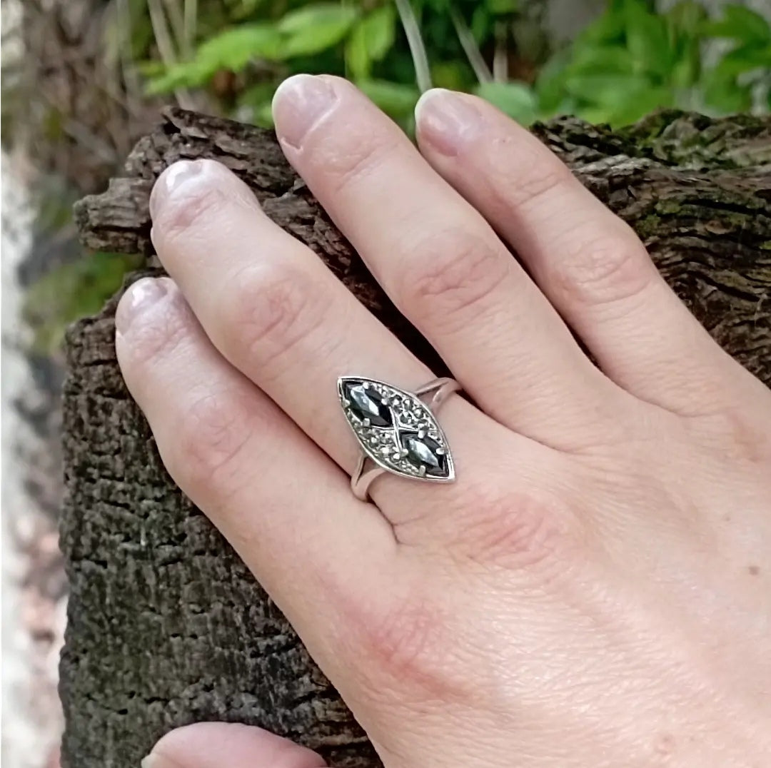 Bague marquise Art déco argent hématites et marcassites