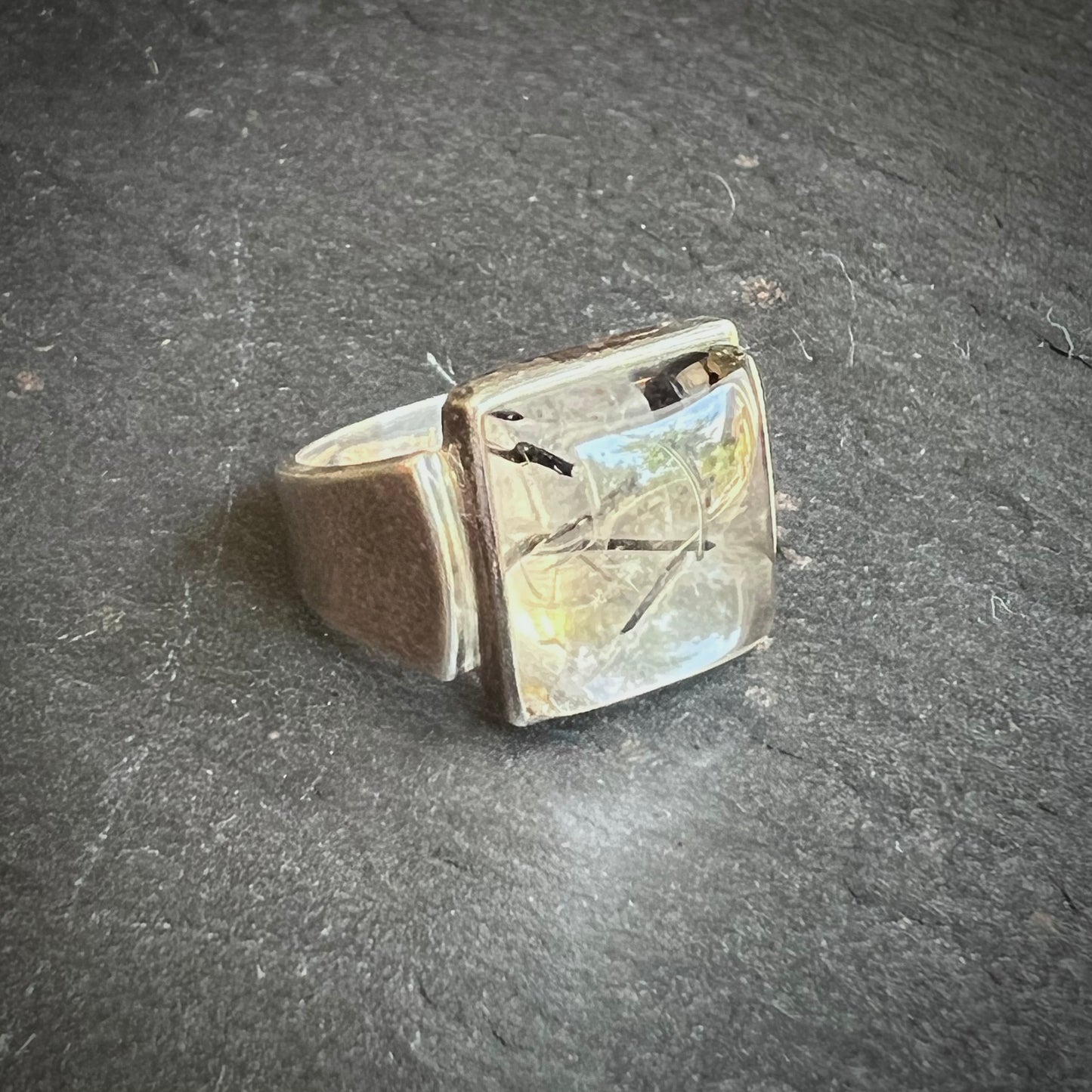 Bague quartz à inclusion de tourmaline en argent