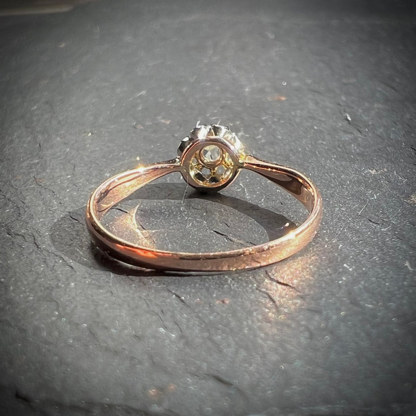 Bague rose de diamant en or